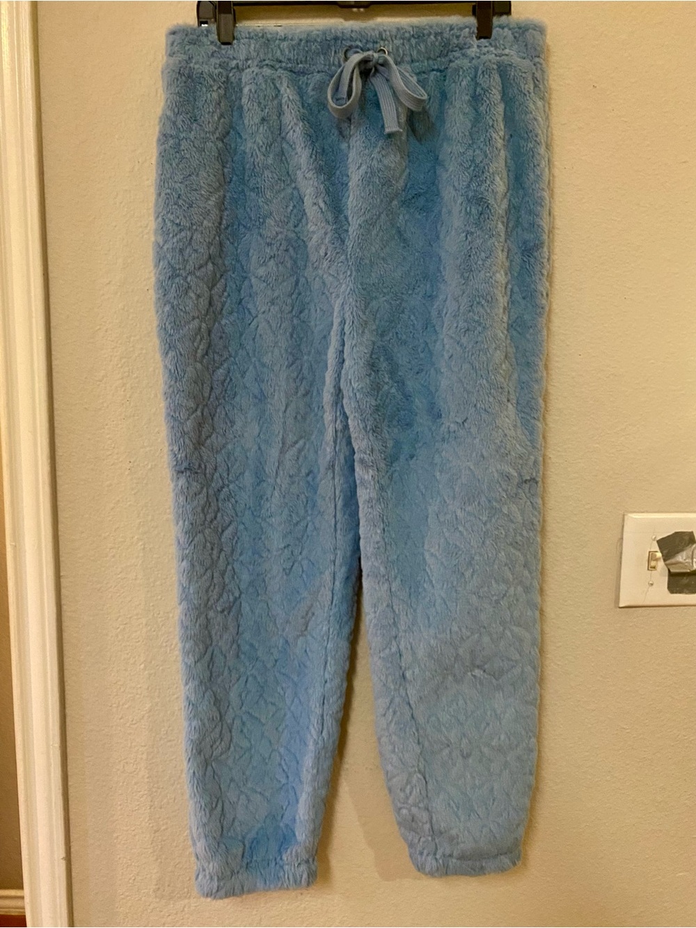 3/$18 - No Boundaries Plush Fleece Jogger Pants - Light Blue - Quick List For Lv